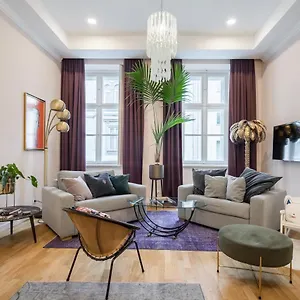  Apartment Bpr Adagio Design With A/c